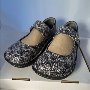 Alegria Mary Jane’s size 38